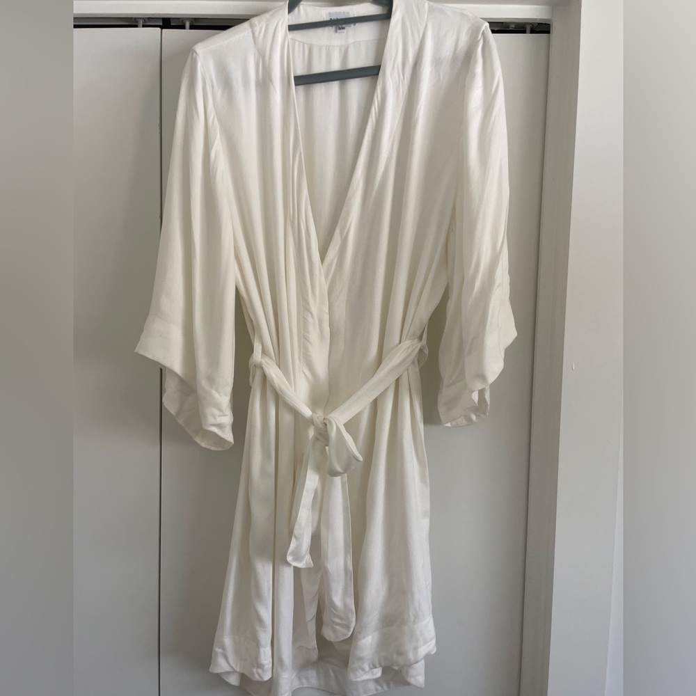 White Linen Bridal Robe - Never Work
